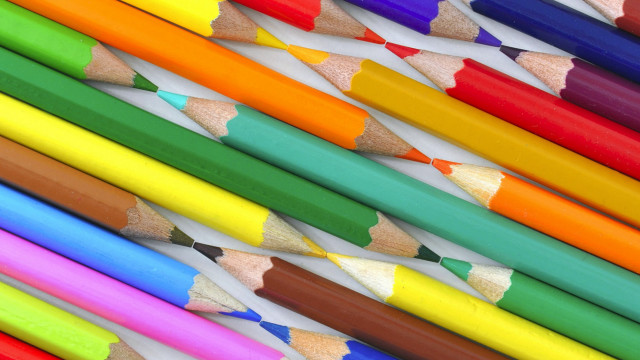 Colored pencils child drawing pastell free wallpaper - medium preview image