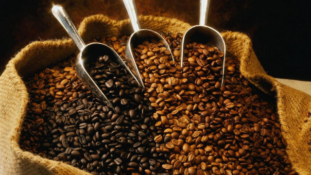 Coffee sack measuring spoons background #2 free wallpaper - medium preview image