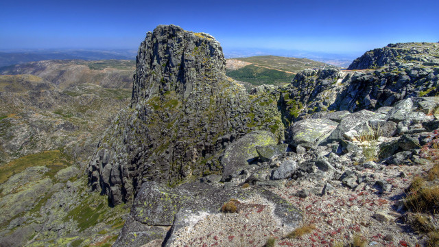 Rocky mountain panorama blue sky free wallpaper - medium preview image
