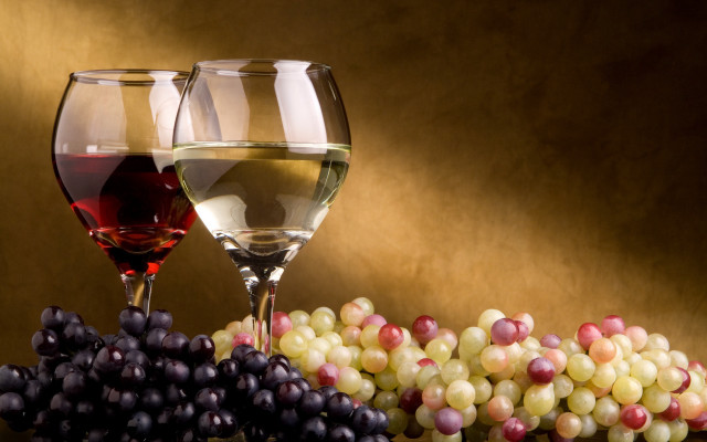 Wine glasses grapes stilllife impressionism free wallpaper - medium preview image