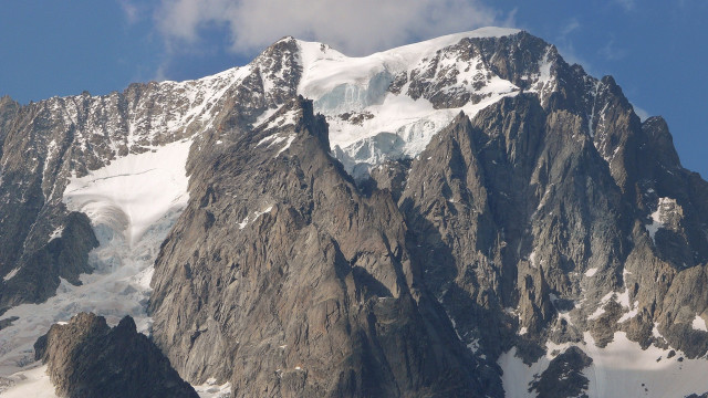 Mountain snowy top clouds blue free wallpaper - medium preview image