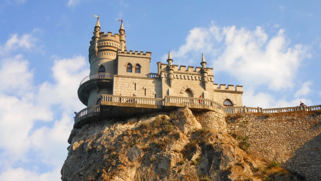 Castle cliff balcony neo gothic free wallpaper - medium preview image