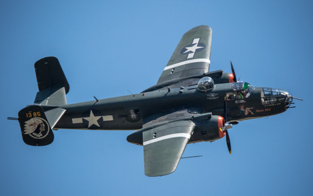 Large propeller plane star wings free wallpaper - medium preview image