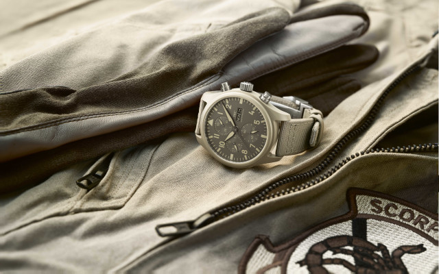 Watch jacket badge military beach free wallpaper - medium preview image