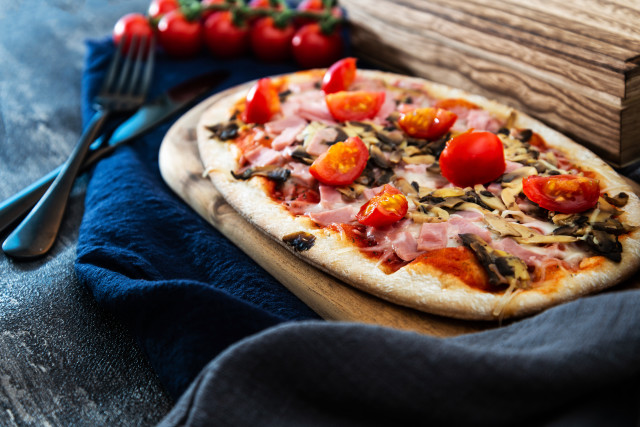Pizza tomatoes mushrooms food photography free wallpaper - medium preview image