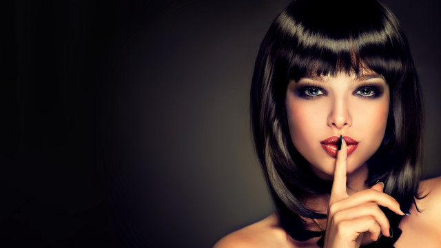 Woman hush fashion ambient occlusion free wallpaper - medium preview image