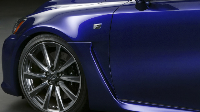 Blue sports car black rim free wallpaper - medium preview image