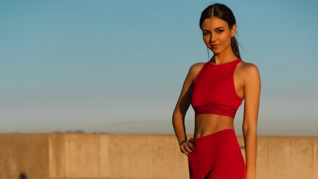 Desert woman red top blue free wallpaper for desktop - medium preview image
