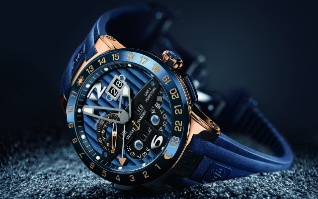 Blue watch wrist black face free wallpaper - medium preview image