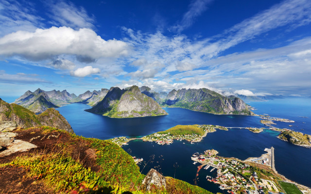 Island hilltop ocean cloudy sky free wallpaper - medium preview image