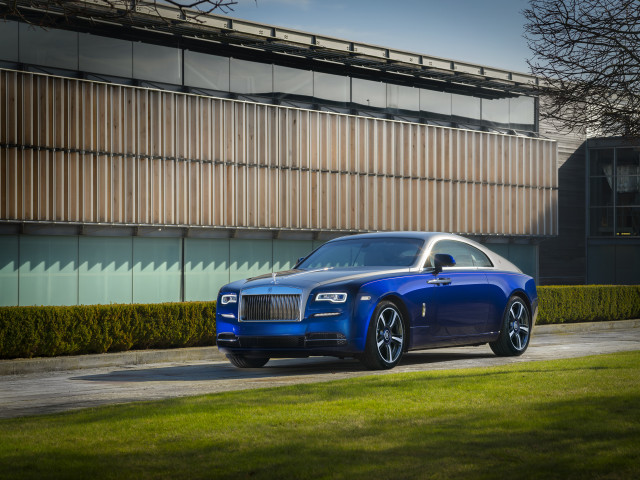 Blue rolls royce green lawn free wallpaper - medium preview image