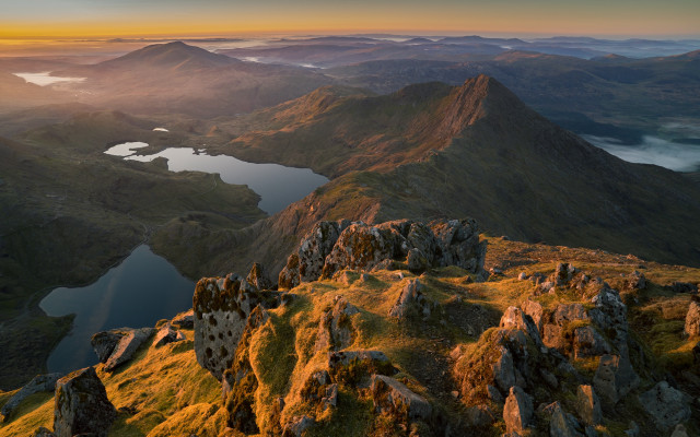 Mountain lake sunset cliff cloud free wallpaper - medium preview image