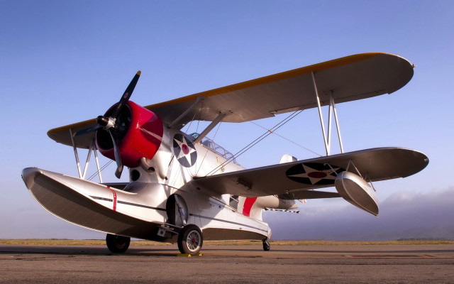 Small airplane runway grass dirt free wallpaper - medium preview image