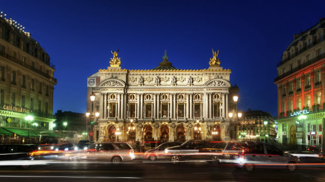 Neoclassical flemish baroque theatrical bridge free wallpaper - medium preview image