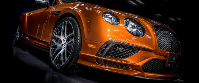 Car photorealistic vroom finely detailed free wallpaper - medium preview image