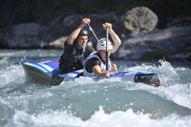 Rafter river rapids rocks people free wallpaper - medium preview image