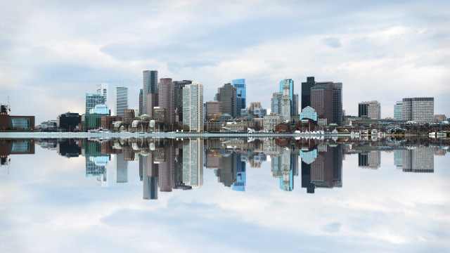 City skyline lake reflection cloudy free wallpaper - medium preview image