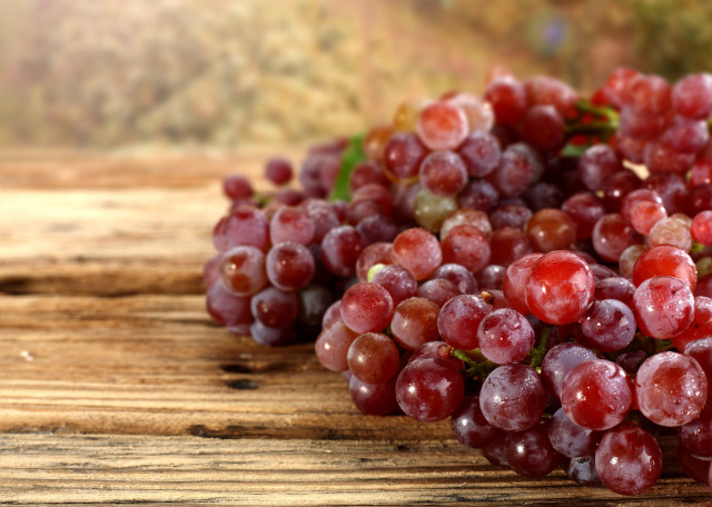 Grapes wooden table blurry background free wallpaper - medium preview image