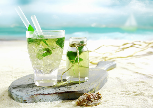 Beach glass water green drink free wallpaper - medium preview image