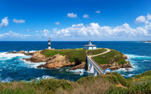 Lighthouse island ocean panoramic blue free wallpaper - medium preview image