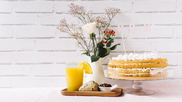 Cake glass orange juice white free wallpaper - medium preview image