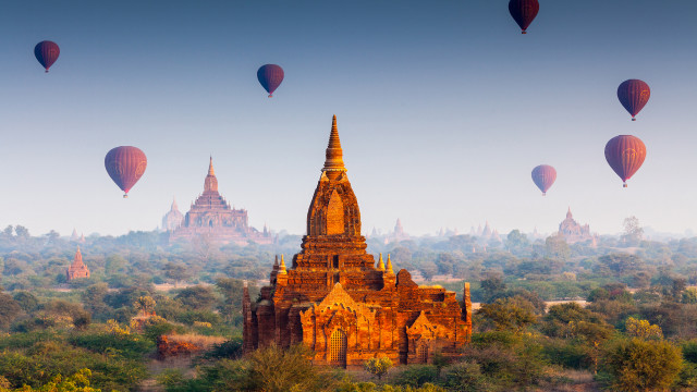 Hot air balloons skyline autumn free wallpaper - medium preview image