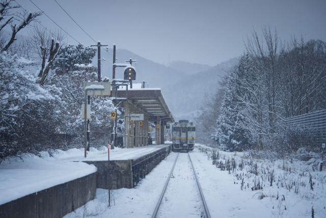 Train station snowy winter tilt free wallpaper - medium preview image
