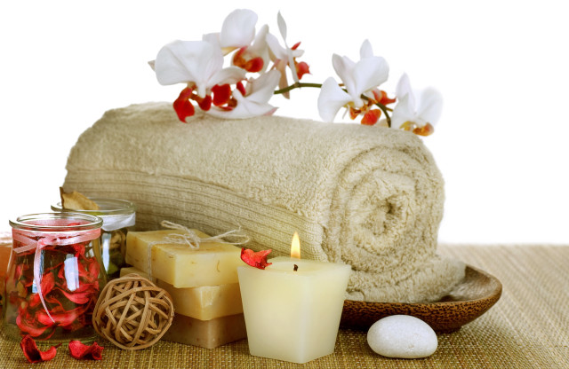 Towel candles flower tabletop photorealism free wallpaper - medium preview image