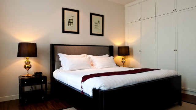 Bed white blanket lamps cabinet free wallpaper - medium preview image