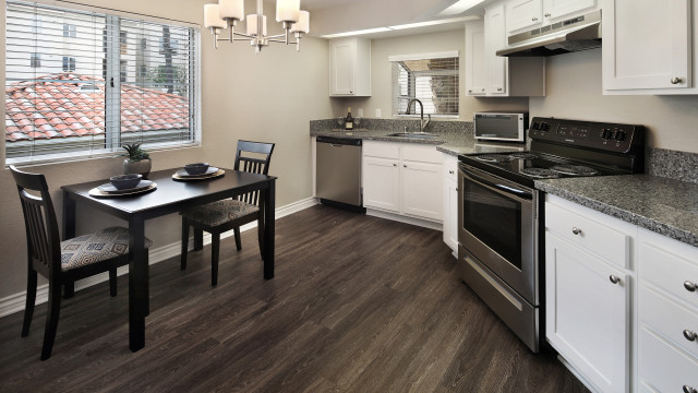 Kitchen table chairs stove microwave free wallpaper - medium preview image