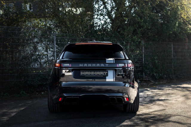 Black car side road fence free wallpaper - medium preview image