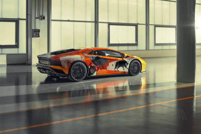 Sports car horse building windows free wallpaper - medium preview image