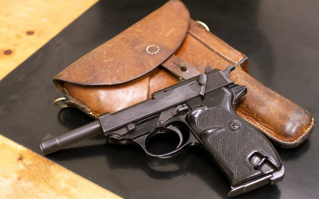 Gun pouch knife lighter viennese free wallpaper - medium preview image