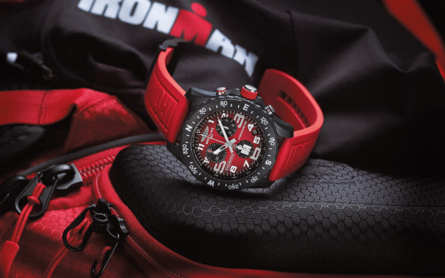 Watch red bag backpack black free wallpaper - medium preview image