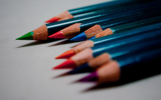 Colored pencils table shallow depth free wallpaper - medium preview image