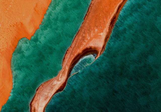 Aerial view water red green free wallpaper - medium preview image