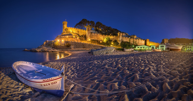 Boat beach castle night blue free wallpaper - medium preview image