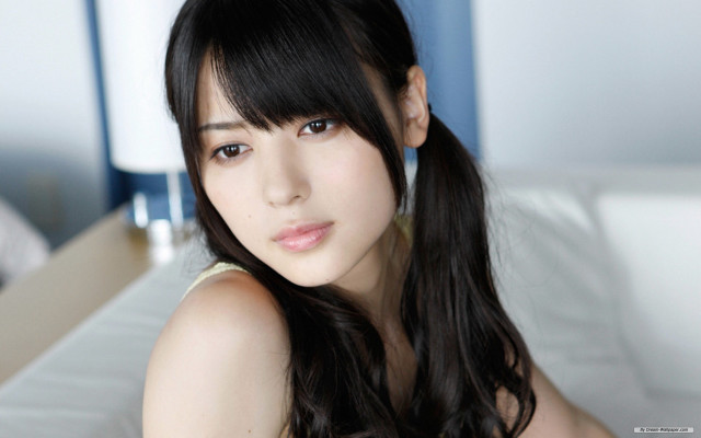Woman blackhair whitepillow bluewall aguriuchida free wallpaper - medium preview image