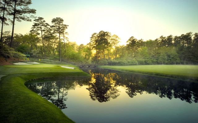 Golf course pond green trees #3 free wallpaper - medium preview image