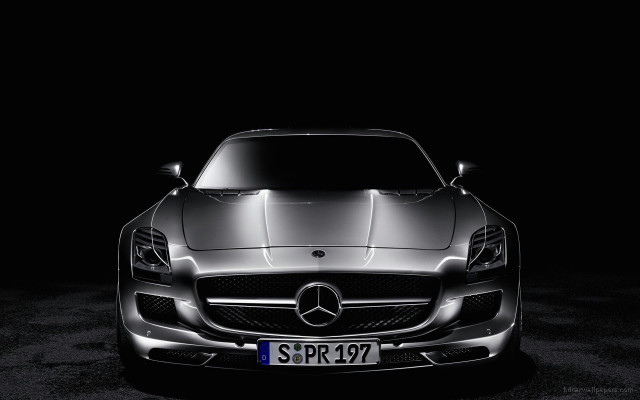 Silver car dark room license free wallpaper - medium preview image