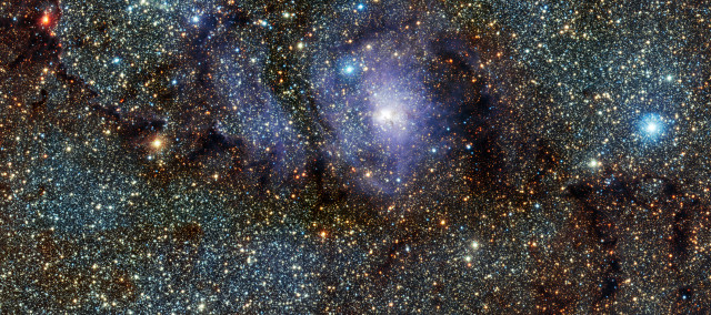 Large star cluster blue disk free wallpaper - medium preview image