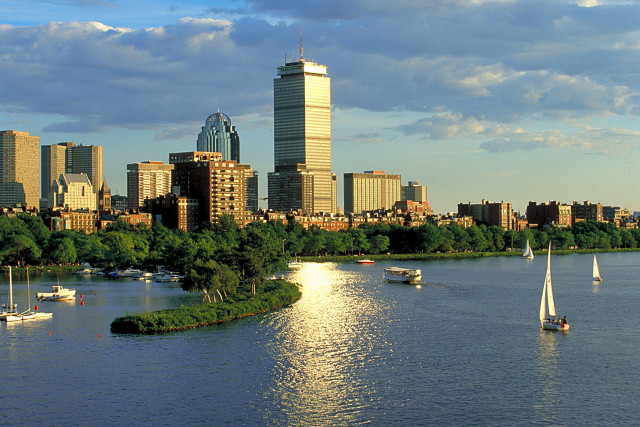 City skyline sailboats river cloudy free wallpaper - medium preview image