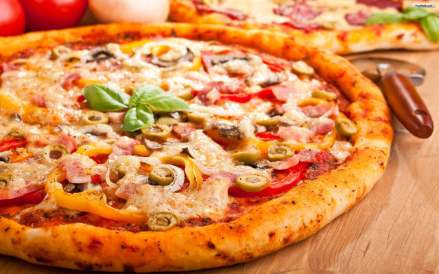 Pizza toppings table knife tomatoes free wallpaper - medium preview image