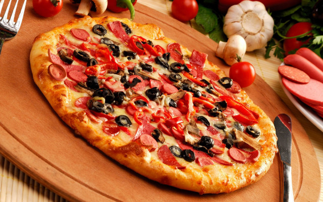 Pizza pepperoni delicious cheesy slice free wallpaper - medium preview image