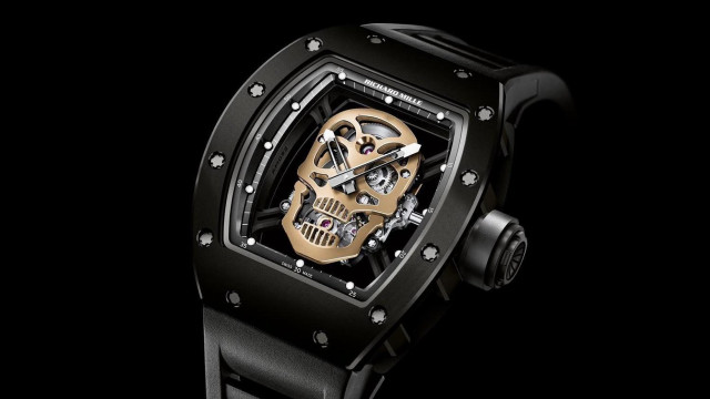 Watch skeleton face black background free wallpaper - medium preview image