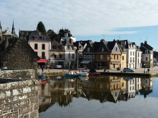 Water buildings boats scenery landscape free wallpaper - medium preview image