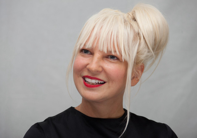Blonde woman red lipstick smiling free wallpaper - medium preview image