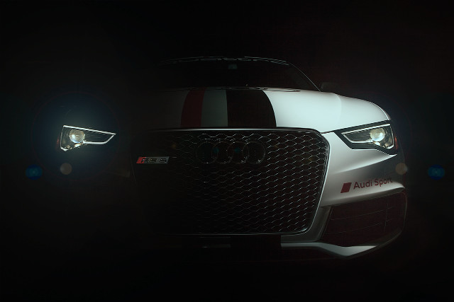 White car red white stripe #2 free wallpaper - medium preview image