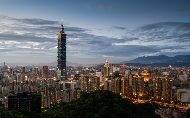 City skyline tall building night #3 free wallpaper - medium preview image