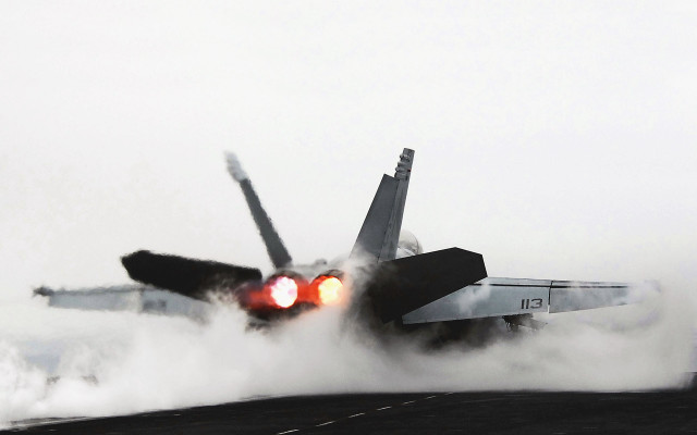 Fighter jet takeoff smoke motion free wallpaper - medium preview image
